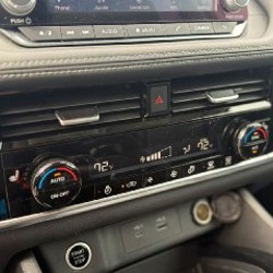 Nissan Rogue SV AWD - фото 8