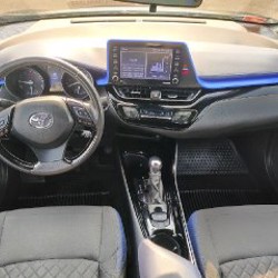 Toyota C-HR XLE - фото 5