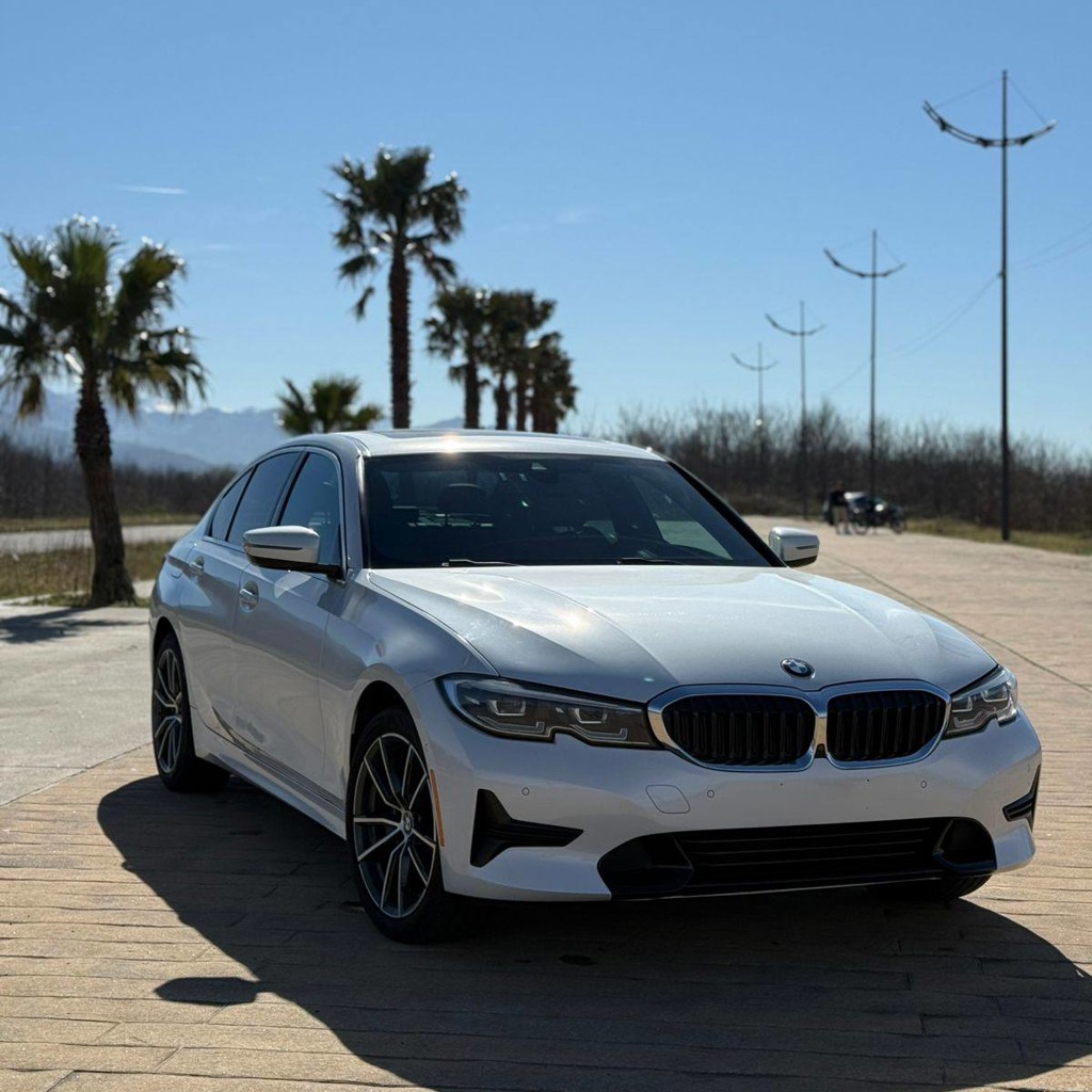 BMW 330i xDrive