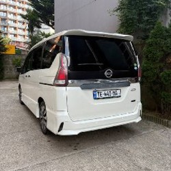 Nissan Serena - фото 4