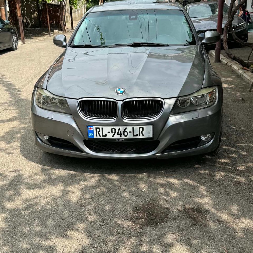 BMW 328i E90