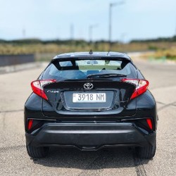 TOYOTA C-HR (CHR) XLE - фото 8