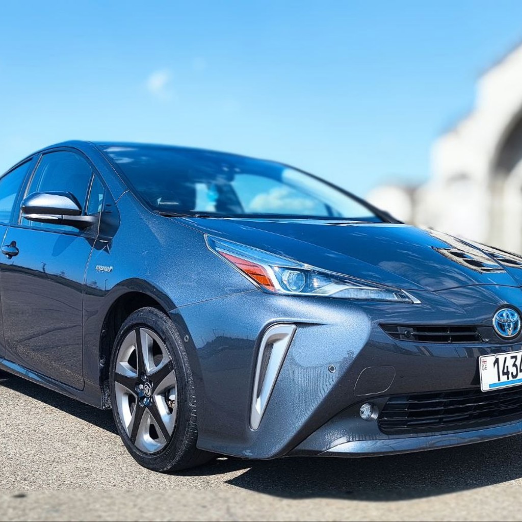 Toyota Prius XLE Hybrid