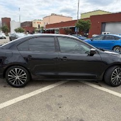 Volkswagen Jetta 1.8T Sport - фото 2