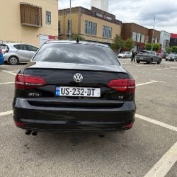 Volkswagen Jetta 1.8T Sport - фото 3