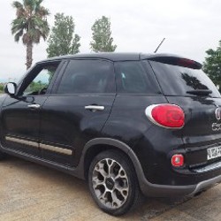 Fiat 500L - фото 4