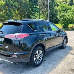 Toyota RAV 4 XLE - фото 3