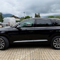 Audi Q7 - фото 2