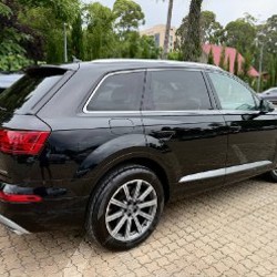 Audi Q7 - фото 5