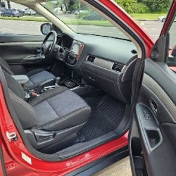Mitsubishi Outlander SE - фото 8