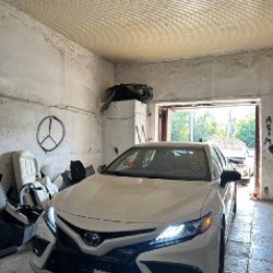Toyota Camry 2018 SE - фото 1