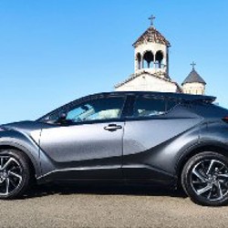 TOYOTA C-HR (CHR) LIMITED - фото 3