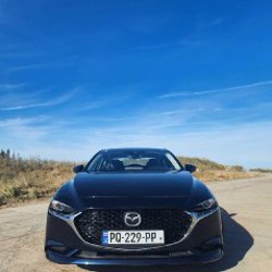 Mazda 3 - фото 2
