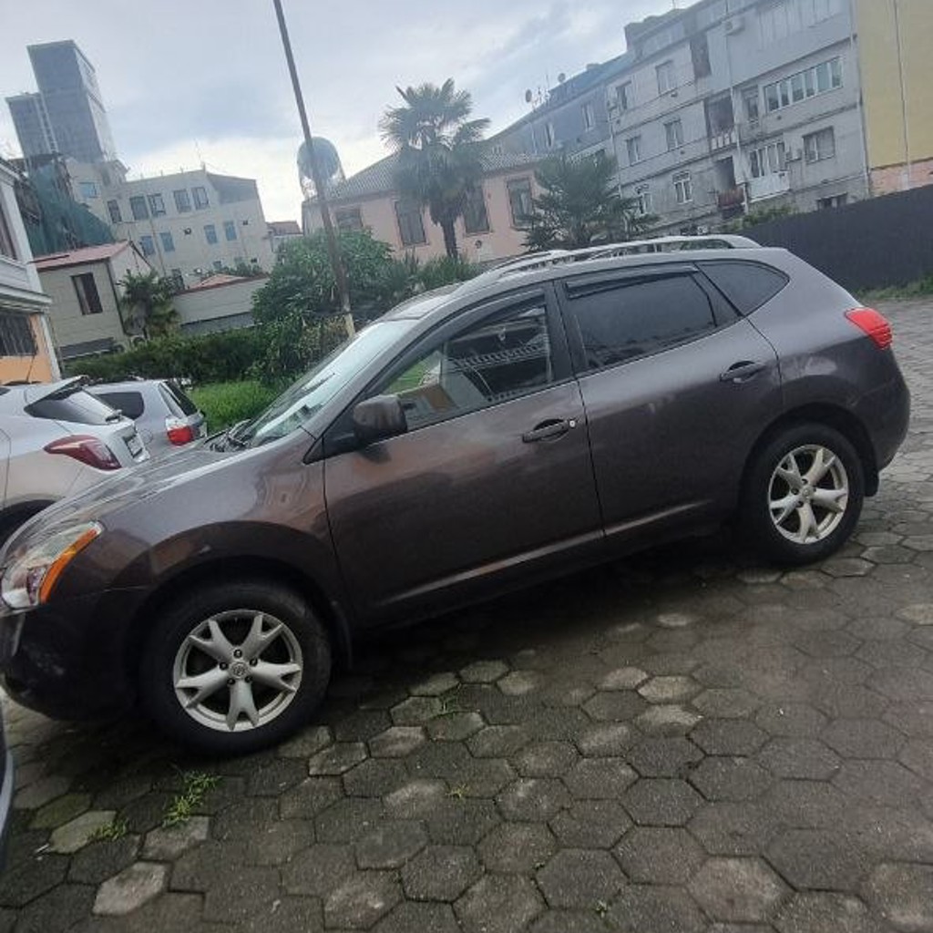 Nissan Rogue