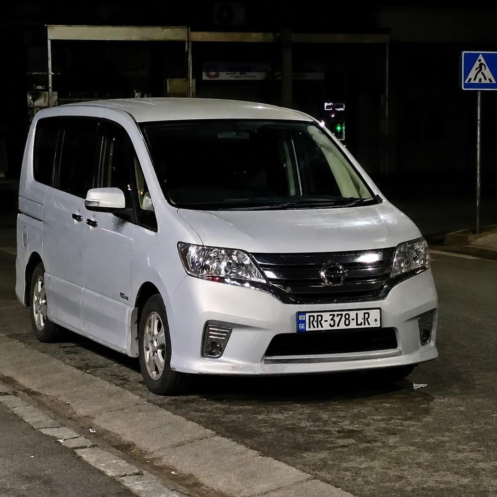 Nissan Serena C26