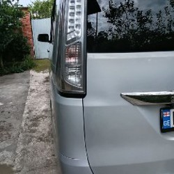 Nissan Serena C26 - фото 7