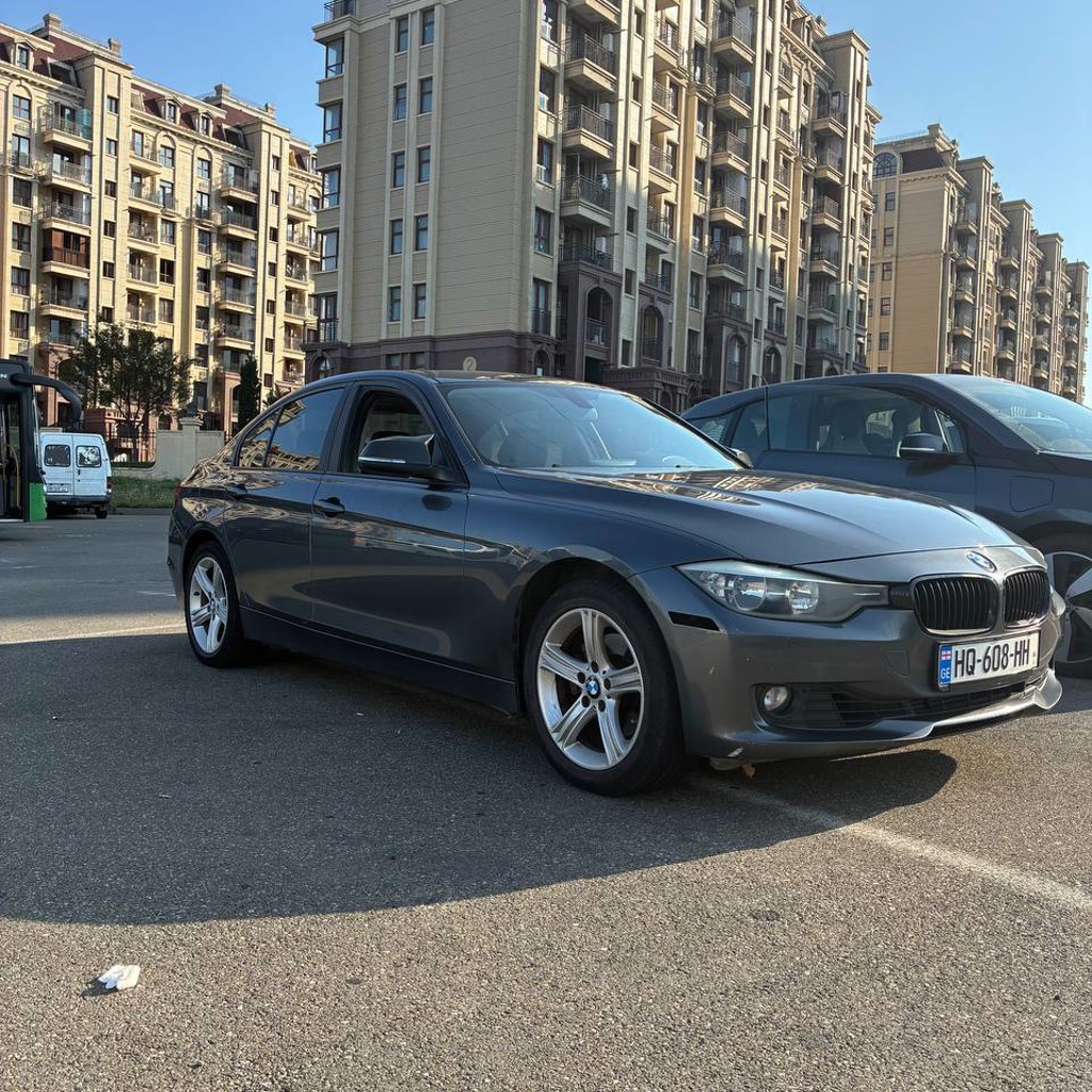 BMW F30 328i x drive