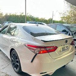Toyota Camry - фото 3