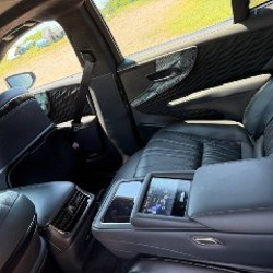 Lexus LS 500 - фото 7