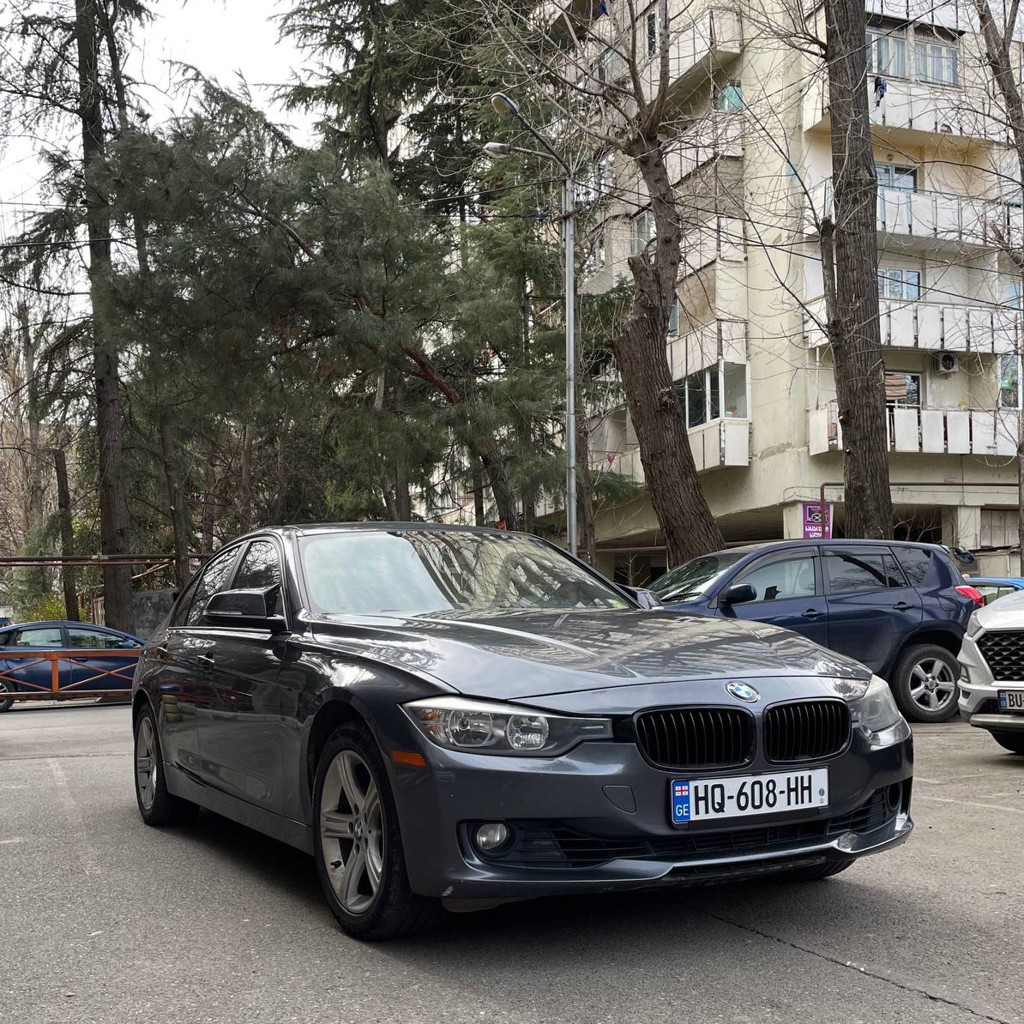 BMW F30 328i