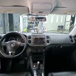 Volkswagen Tiguan - фото 8