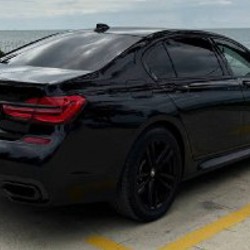 BMW 740i Long G12 - фото 3