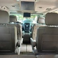 Chrysler Town Country - фото 4