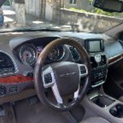 Chrysler Town Country - фото 5
