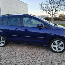 Mazda 5 - фото 4
