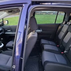 Mazda 5 - фото 6