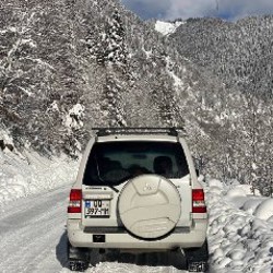 Mitsubishi Pajero IO - фото 2