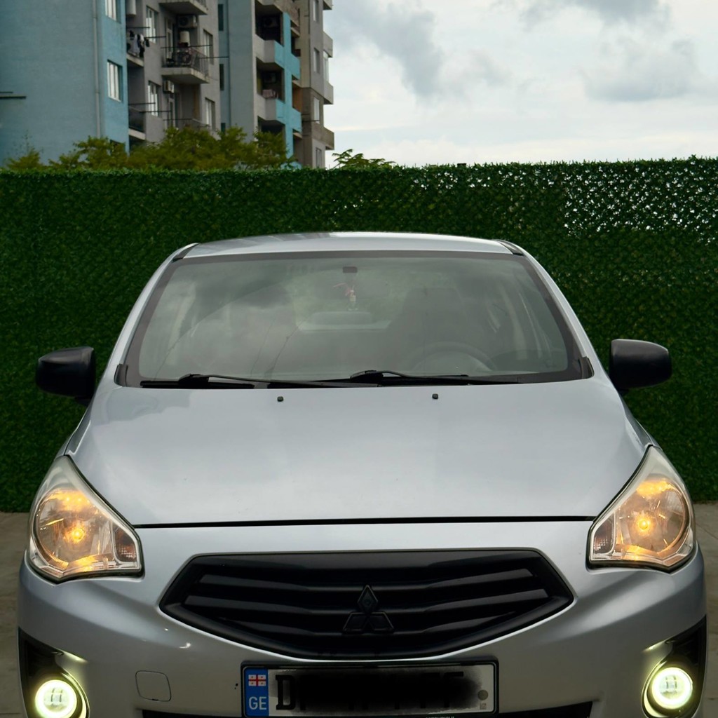 Mitsubishi Attrage/Mirage