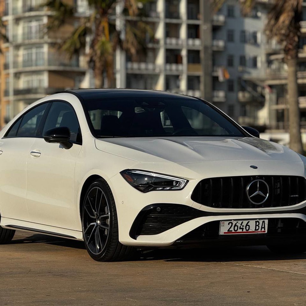 Mercedec-Benz CLA35 AMG