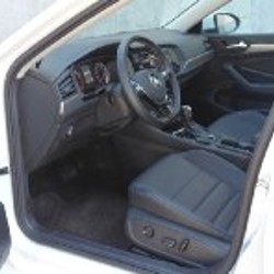 Volkswagen Jetta - фото 9