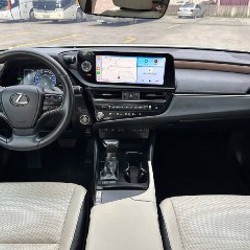 Lexus ES 300h - фото 6