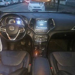 Jeep Cherokee - фото 6