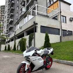 Ducati 848 EVO - фото 2