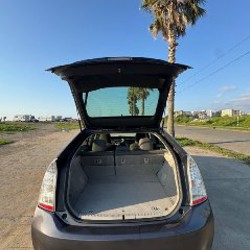 Toyota Prius - фото 3