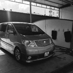 Toyota Alphard 3.0 V6 - фото 2