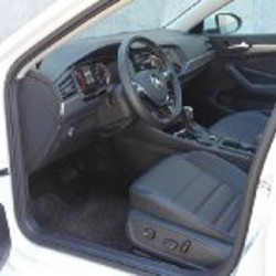 Volkswagen Jetta - фото 7