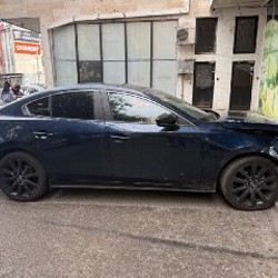 Mazda 3 - фото 2