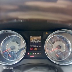 Chrysler Town Country - фото 3