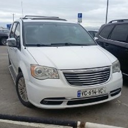 Chrysler Town Country - фото 9