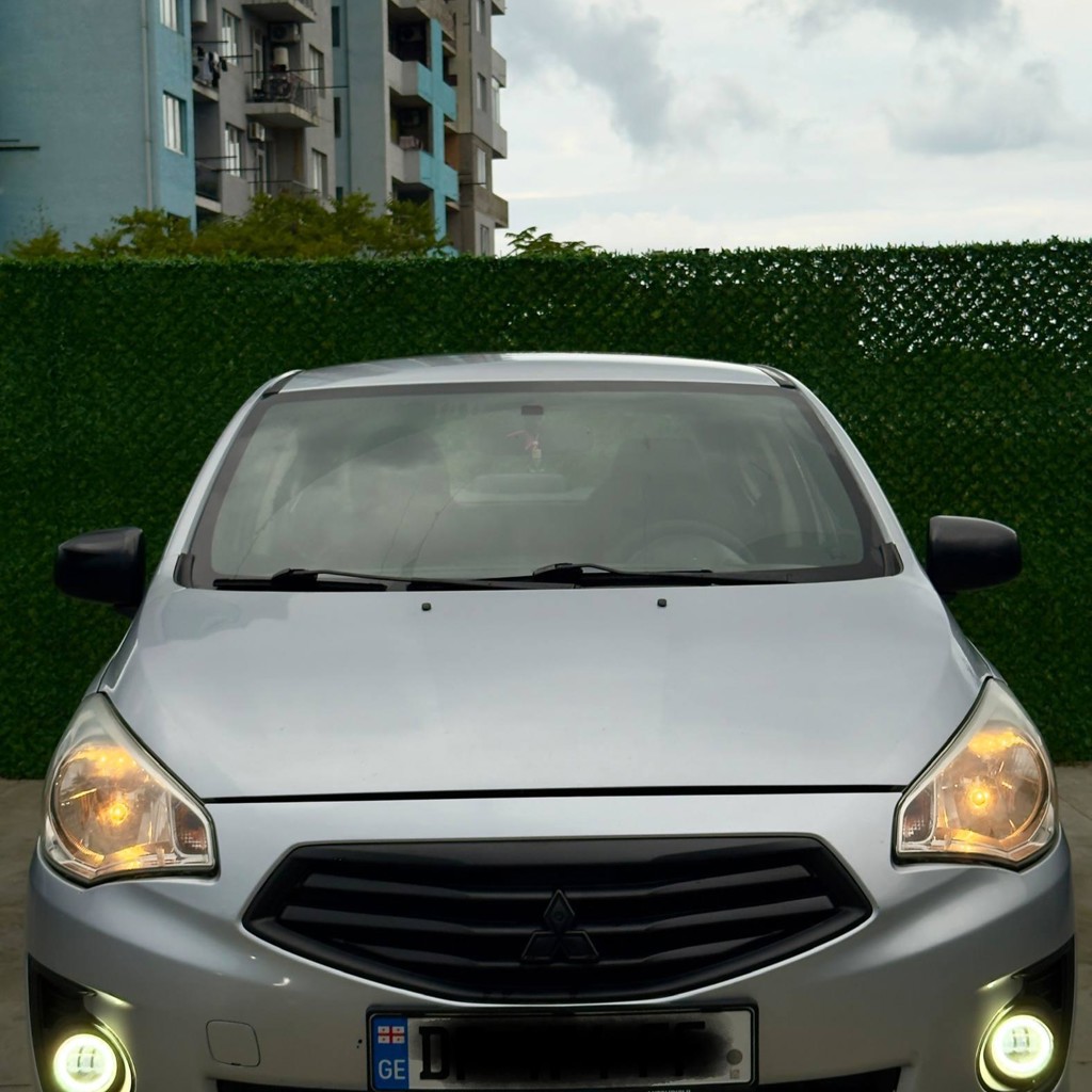Mitsubishi Attrage/Mirage