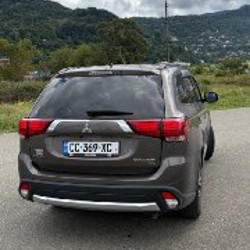 Mitsubishi Outlander SEL 2016 - фото 2