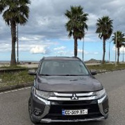 Mitsubishi Outlander SEL 2016 - фото 3