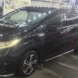 Honda Odyssey absolute - фото 2