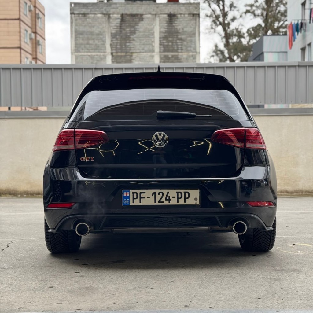 Volkswagen Golf 7.5 GTI Performance