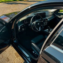 BMW 530e - фото 8
