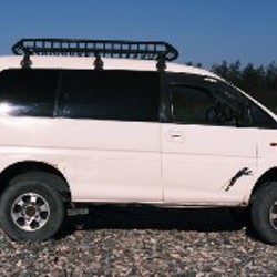 Mitsubishi Delica - фото 3